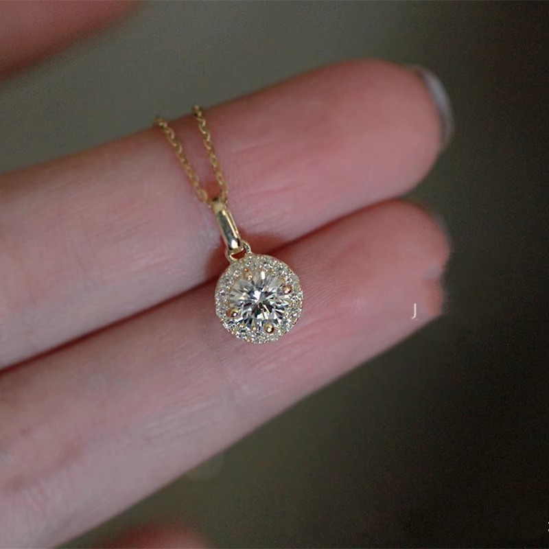 2026 Choucong Ins Top Sell Sparkling Circle Pendant Luxury Jewelry 100% 925 Sterling Silver Round Cut Lab Moissanite Diamond Sweet Women Clavicle Neck