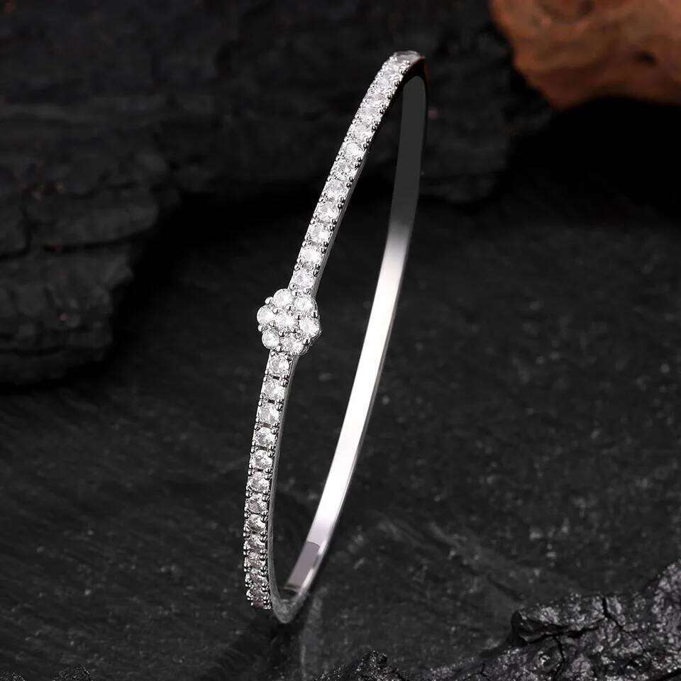 ZAKOL Light Luxury Round Zircon Inlaid Thin Bracelet Simple Fashion Versatile Wedding Party Jewelry for Ladies