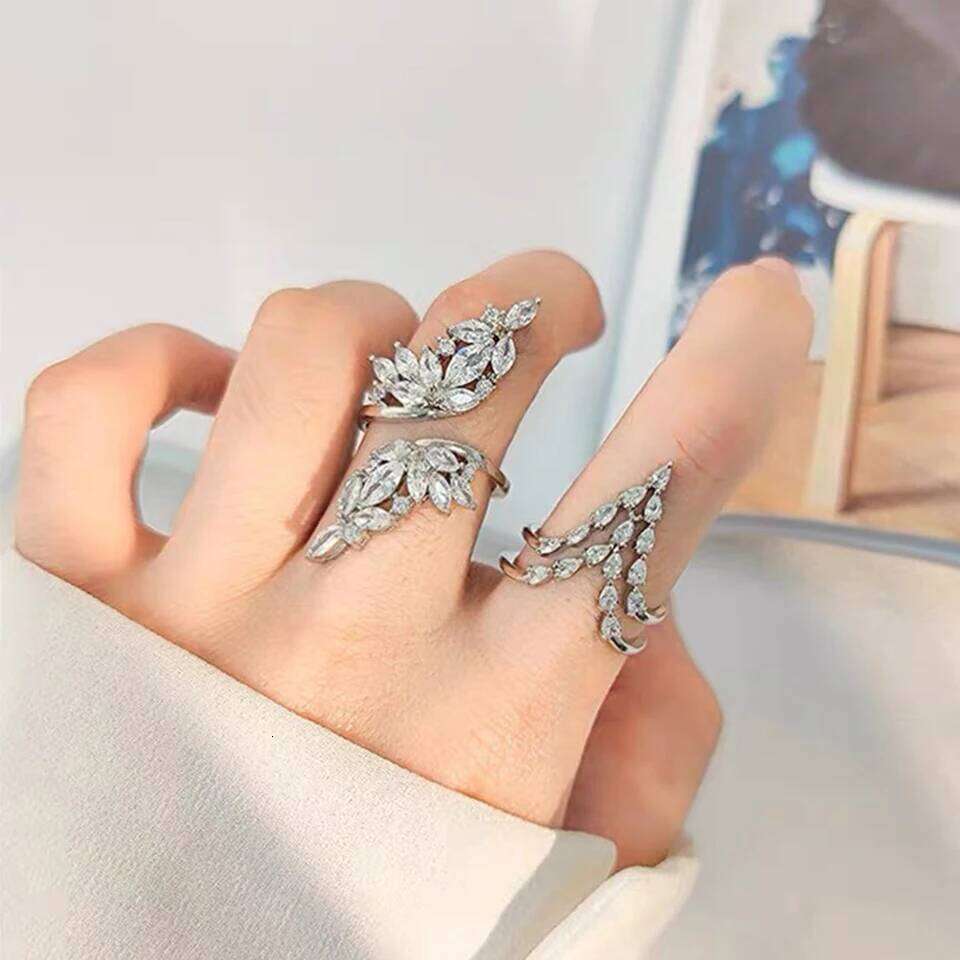 ZAKOL 2 Pcs Fashion AAA Zircon Feather Open Sharp for Women Aesthetic Clear Crystal Engagement Proposal Ring Jewelry Gift