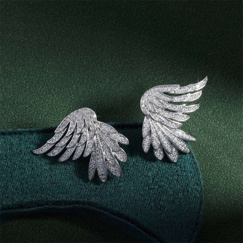 ZAKOL Trendy Women's Wing Stud Earrings Silver Color W Shiny Zircon Female Ear Accessories Wedding Party Jewelry