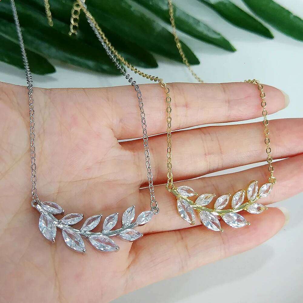 ZAKOL Shiny Marquise Leaf Zircon Pendant Necklace for Women Winter Temperament Choker Neck Accessories Wedding Jewelry