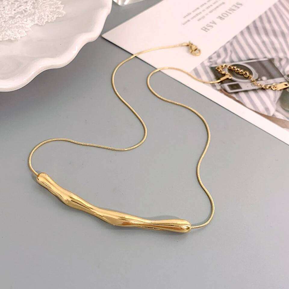 ZAKOL European and American Stainless Steel Gold Color Collar Bone Chain for Women Fashion Short Necklaces Jewelry