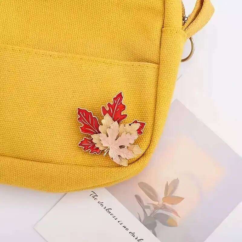Trendy Red Maple Leaf Metal Brooches For Women Men Crystal Plant Brooch Party Birthday Winter Jewelry