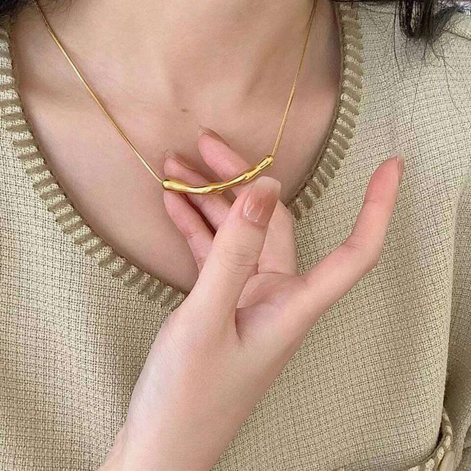 ZAKOL European and American Stainless Steel Gold Color Collar Bone Chain for Women Fashion Short Necklaces Jewelry