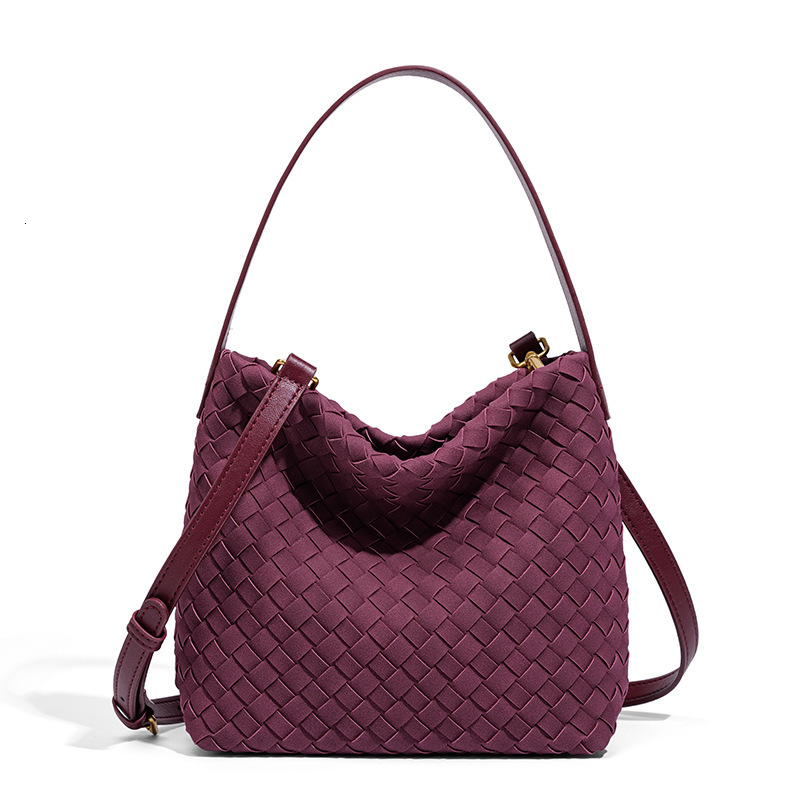 Cross border hand woven armpit bag multifunctional shoulder bag commuting bucket crossbody bag women's bag handbag shoulder bag