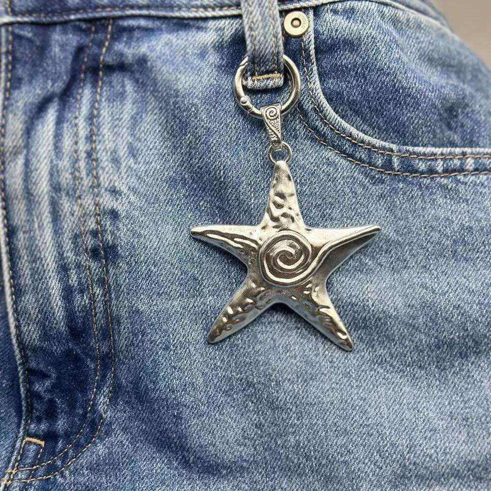 ZAKOL Y2K Starfish Pendant Retro Silver Color Plated Star Fish Charm Beach Ocean Purse Bag Keychain Women Gift