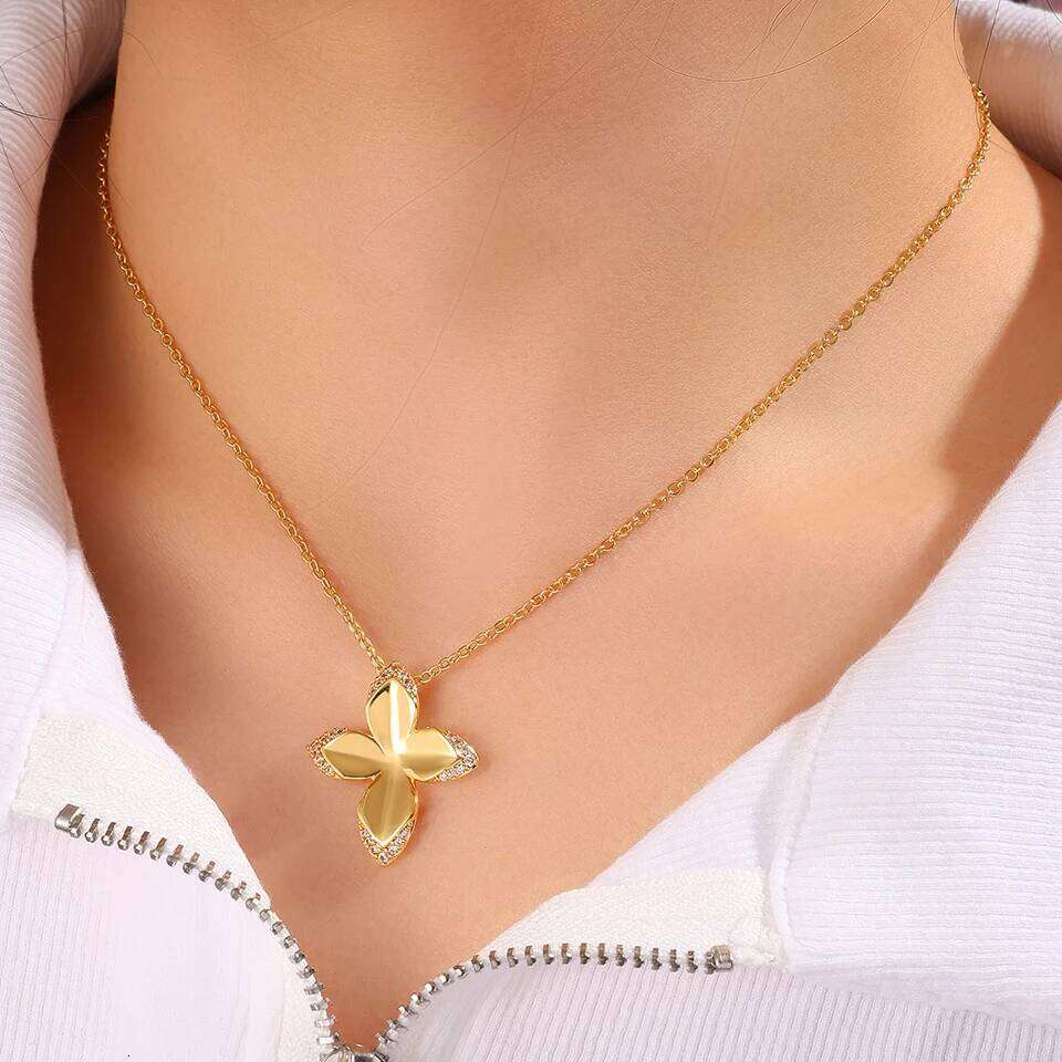 ZAKOL Luxury Copper Metal Micro-inlaid Zircon Four-leaf Flower Earring Women Wedding Party Earring/Necklace Jewelry Set