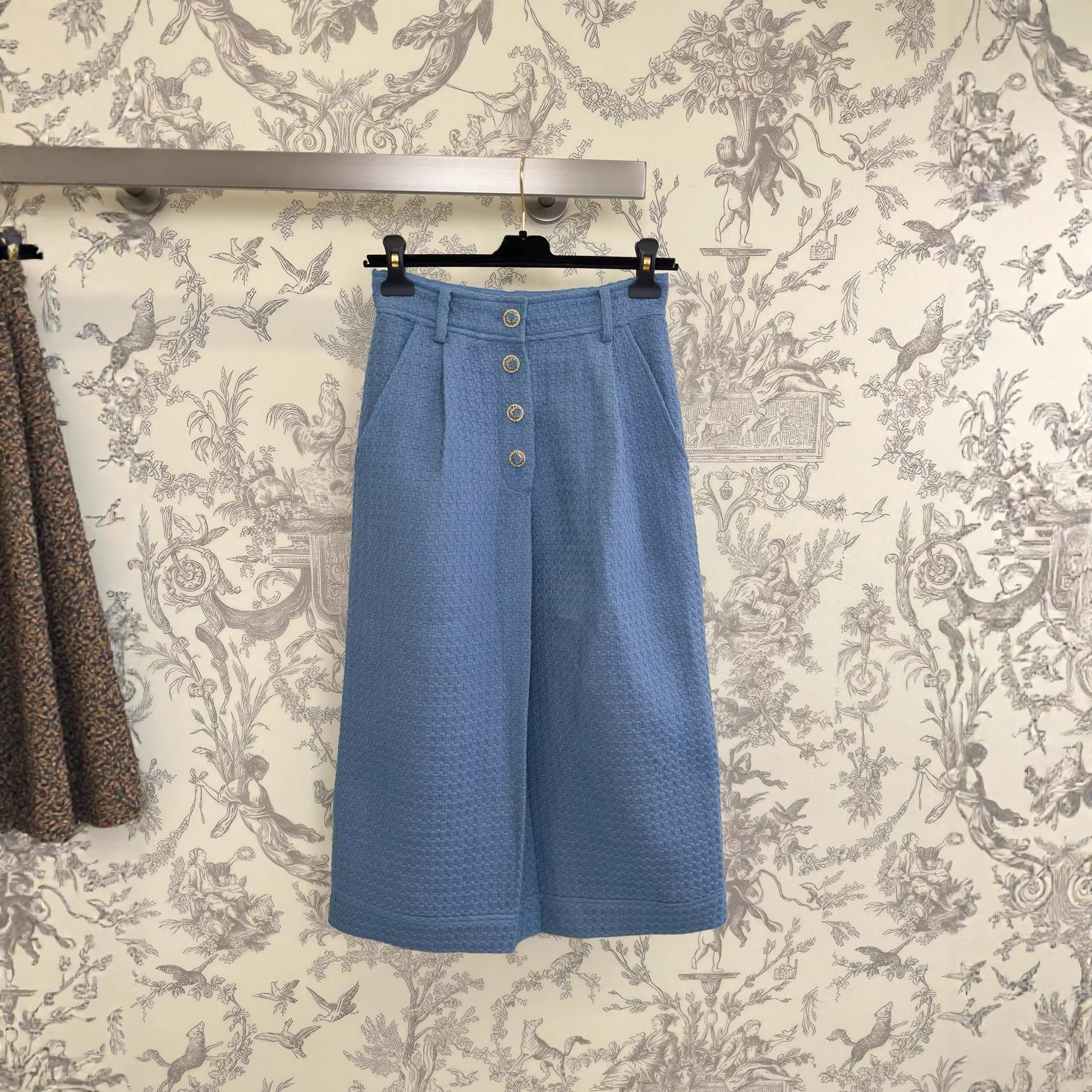 2024 Spring New European And American Textured Padded Shoulder Long Sleeve Style Coarse Woven Round Neck Coat Top