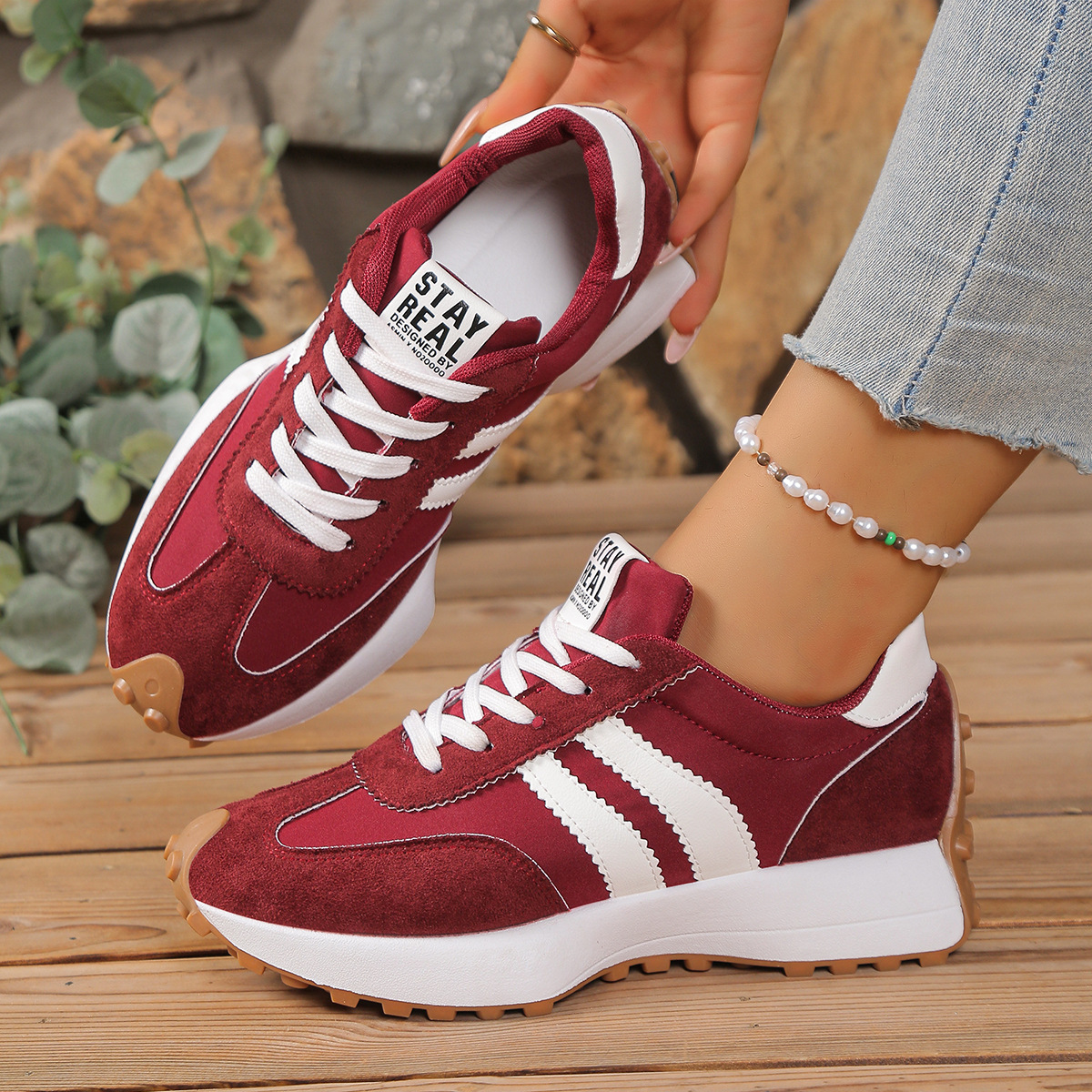 Hot new free shipping designer shoes for womens casual shoes beige black red green purple blue Fashion versatile outdoor sneakers sport shoes