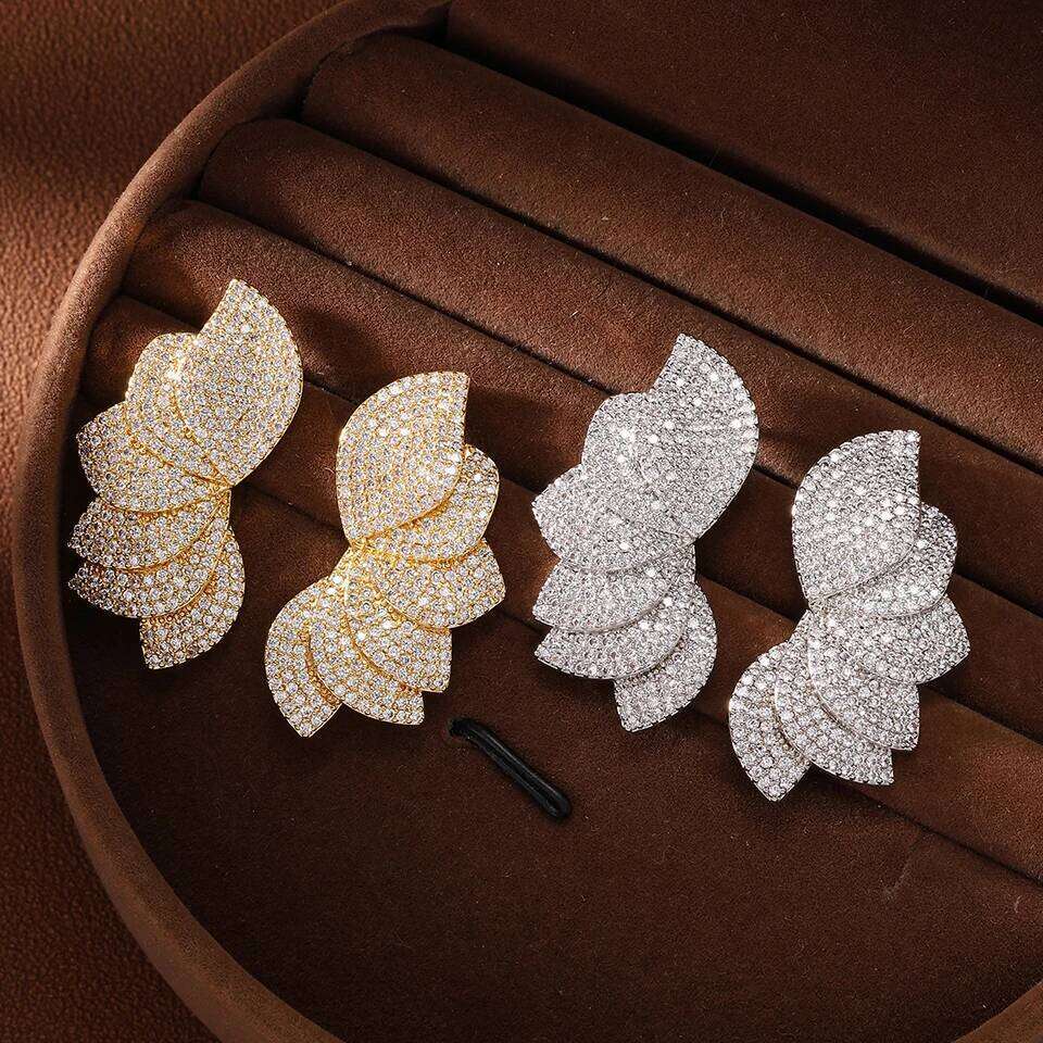 ZAKOL Unique Full Micro Cubic Zirconia Leaf Stud Earrings Gorgeous Shiny CZ Flower Women Engagement Wedding Jewelry
