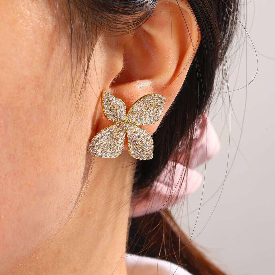ZAKOL Original Design Shiny Cubic Zirconia Leaf Flower Earrings for Women Gorgeous Buling CZ Wedding Party Jewelry