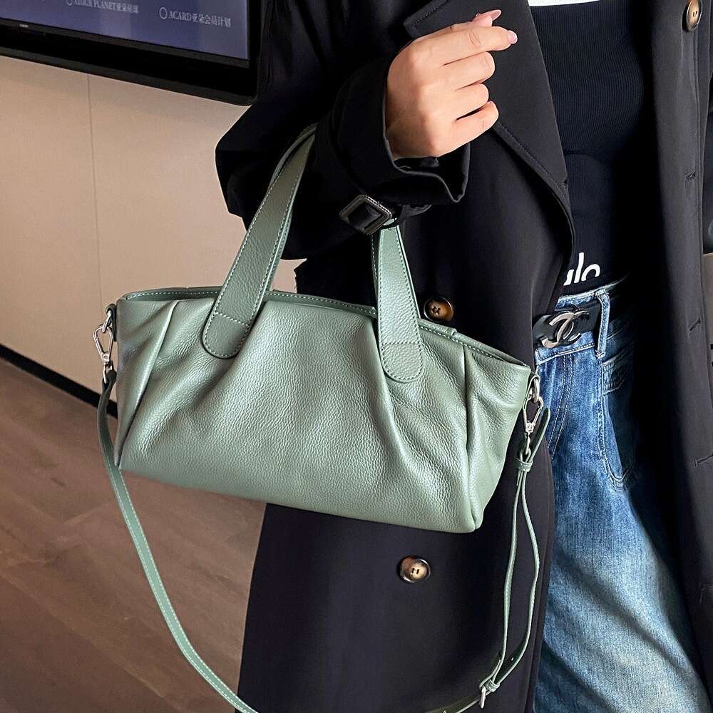 Luxury Shoulder Bags Totes Hobo Natural Cowhide Leather Bag For Women Crossbody New Fashion Handbag Simple Large Capacity Commuter Tote Lazy Style