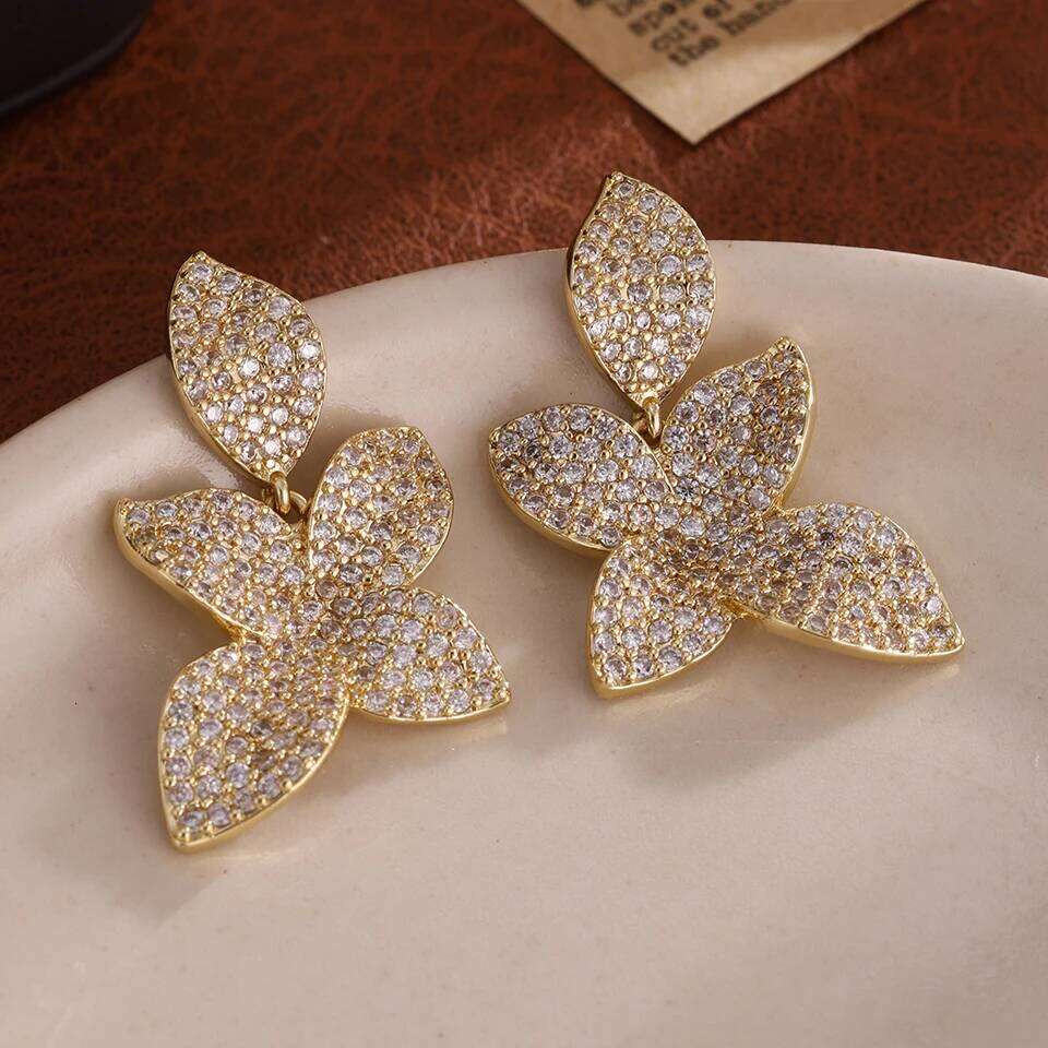 ZAKOL Brand New Micro Paved AAA Zirconia Big Leaf Flower Earrings for Women Luxury Elegant Wedding Jewelry