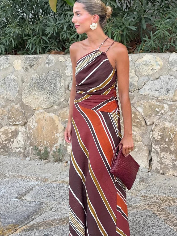 Women Stripe Printed Maxi Dress Sexy Single Shoulder Sleeveless Off-shoulder Long Dresses 2025 Lady Chic Holiday Summer Gown 251226