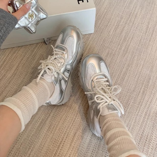 2025 designer fashion retro women's height increasing German training shoes thick soled sports shoes