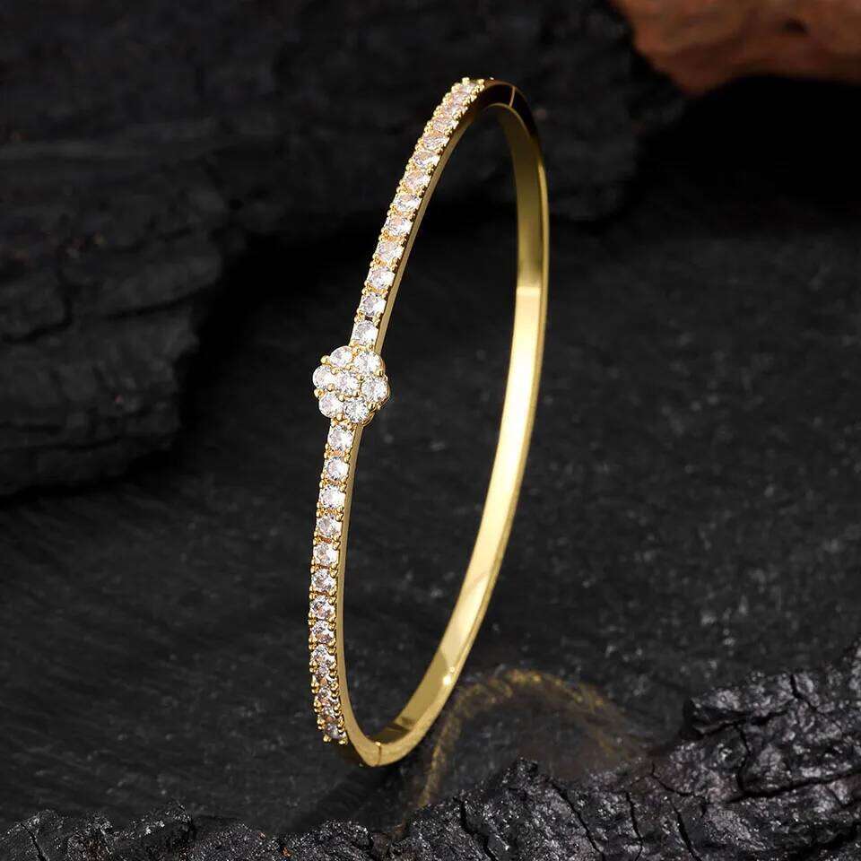 ZAKOL Light Luxury Round Zircon Inlaid Thin Bracelet Simple Fashion Versatile Wedding Party Jewelry for Ladies