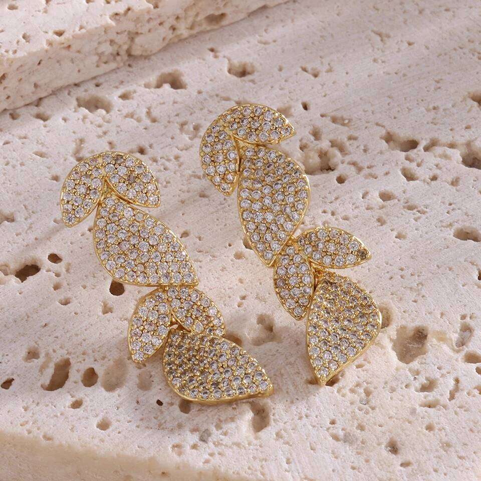 ZAKOL Luxury Micro Paved Cubic Zirconia Long Leaf Drop Earrings for Women Female Wedding Party Accessories Jewelry Gift