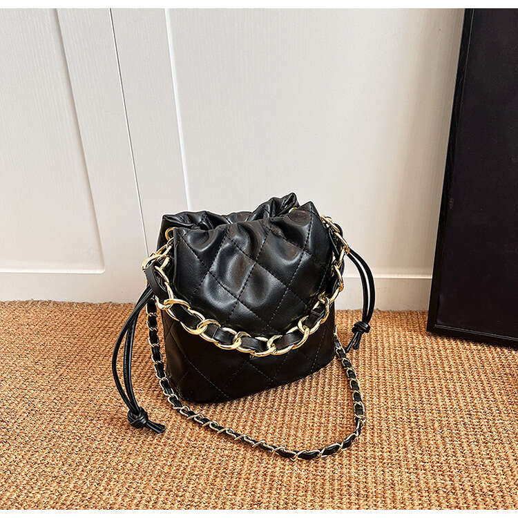Fashion For Women New High End Chain Quilted Bucket Style Versatile Crossbody Bag Simple High Quality Luxury Bag LEMON KOKO