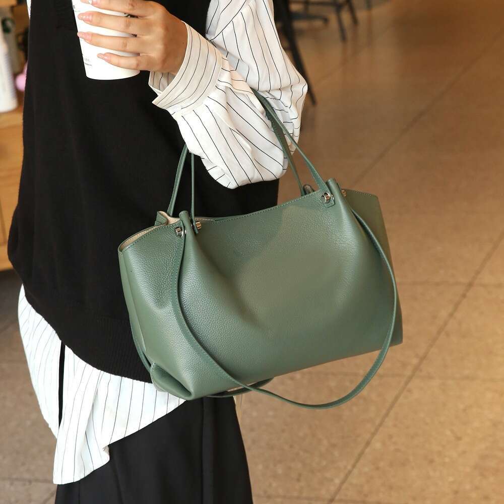 Luxury Shoulder Bags Totes Hobo Fashion For Women New Genuine Leather Tote Bag Top Layer Cowhide Natural Drop Handheld And Large Capacity S