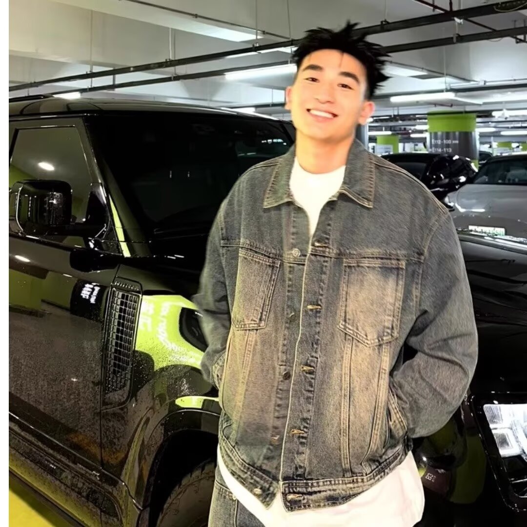 Roland Tiger Street Hip-Hop Embroidered Turn-Down Collar Denim Jacket Unisex Loose Vintage Design Tie-Dye Washed Coat