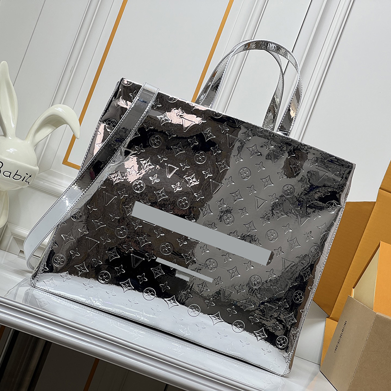 Luxury Shopper Medium Handbag GM MM Co branded Collection Handbag Designer Shoulder Bag Women's Fashion Maison Fondee En 1854 Crossbody Bag M24457