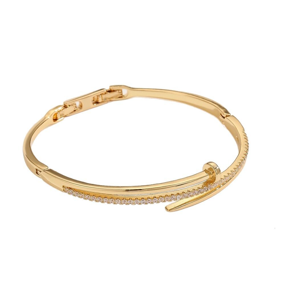 Luxury Creative Design Fashion Jewelry Hot-Selling European And American Style Personality Fashion Nail Bracelet Sweet Romantic Suitable Gift For Wome