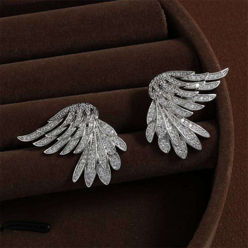 ZAKOL Trendy Women's Wing Stud Earrings Silver Color W Shiny Zircon Female Ear Accessories Wedding Party Jewelry