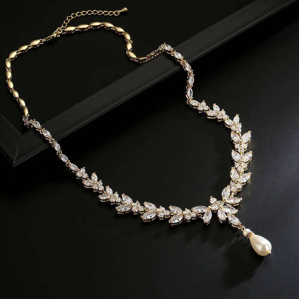 ZAKOL Luxury Brilliant AAA Zirconia Leaf Necklace for Women High Quality Shiny Zircon Pearl Drop Bridal Wedding Party Jewelry