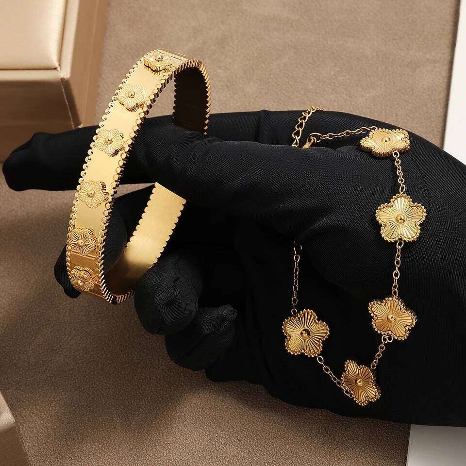 ZAKOL Fashion Five-leaf Flower Stacked Bracelet Bangle for Women Elegant Versatile Stainless Steel Jewelry Gift