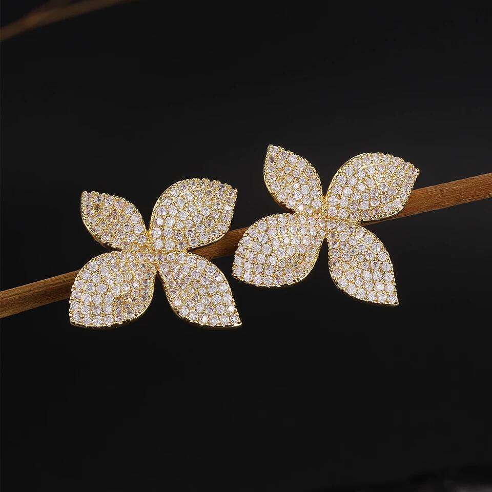 ZAKOL Original Design Shiny Cubic Zirconia Leaf Flower Earrings for Women Gorgeous Buling CZ Wedding Party Jewelry