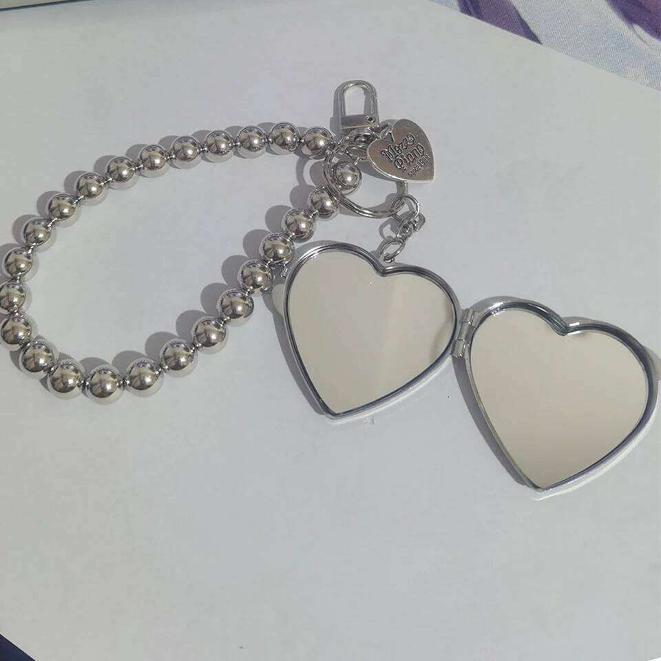 ZAKOL New Y2k Style Silver Color Beads KeyChain with Heart Shaped Mirror Korean Fashion Handbag Ornament Accessories Gift