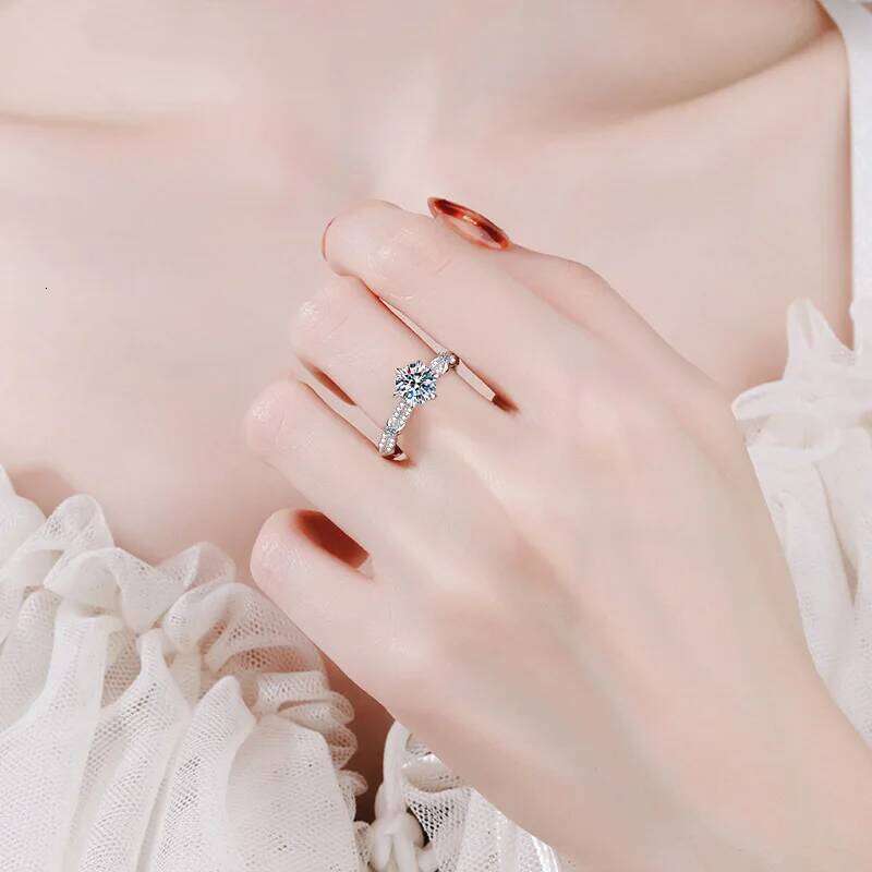 1ct D Color Moissanite Ring For Women 925 Sterling Silver with White Gold Plated Lab Diamond Engagement Wedding Band Jewelry 8df