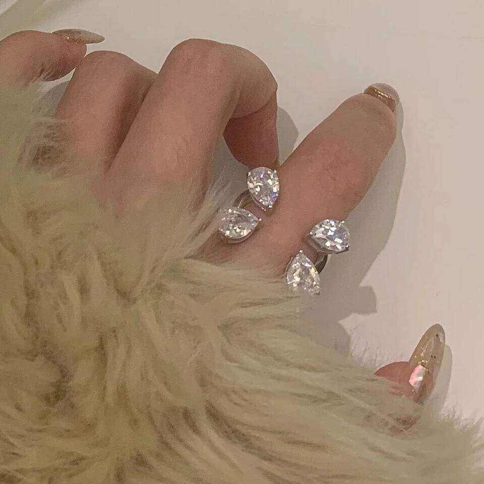 Korea Shiny Cubic Leaf Flower Open Rings for Women Fashion Clear Marquise Zircon Crystal Finger Ring Party Jewelry