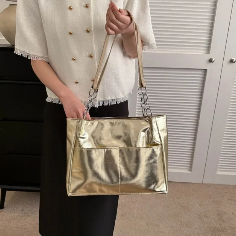 Casual Handbags for Women Large-capacity Shoulder Bags Texture Bright Pu Leather Tote Bags Chain Shopping Bag 251225