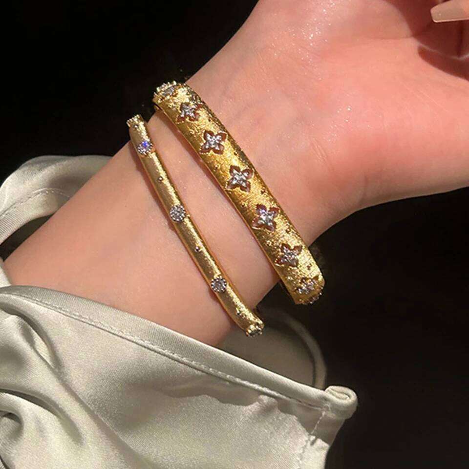 ZAKOL New Shiny Cubic Zirconia Hollow Four-leaf Flower CZ Textured Carved Cuff Bracelet for Women Luxury Padty Banquet Jewelry