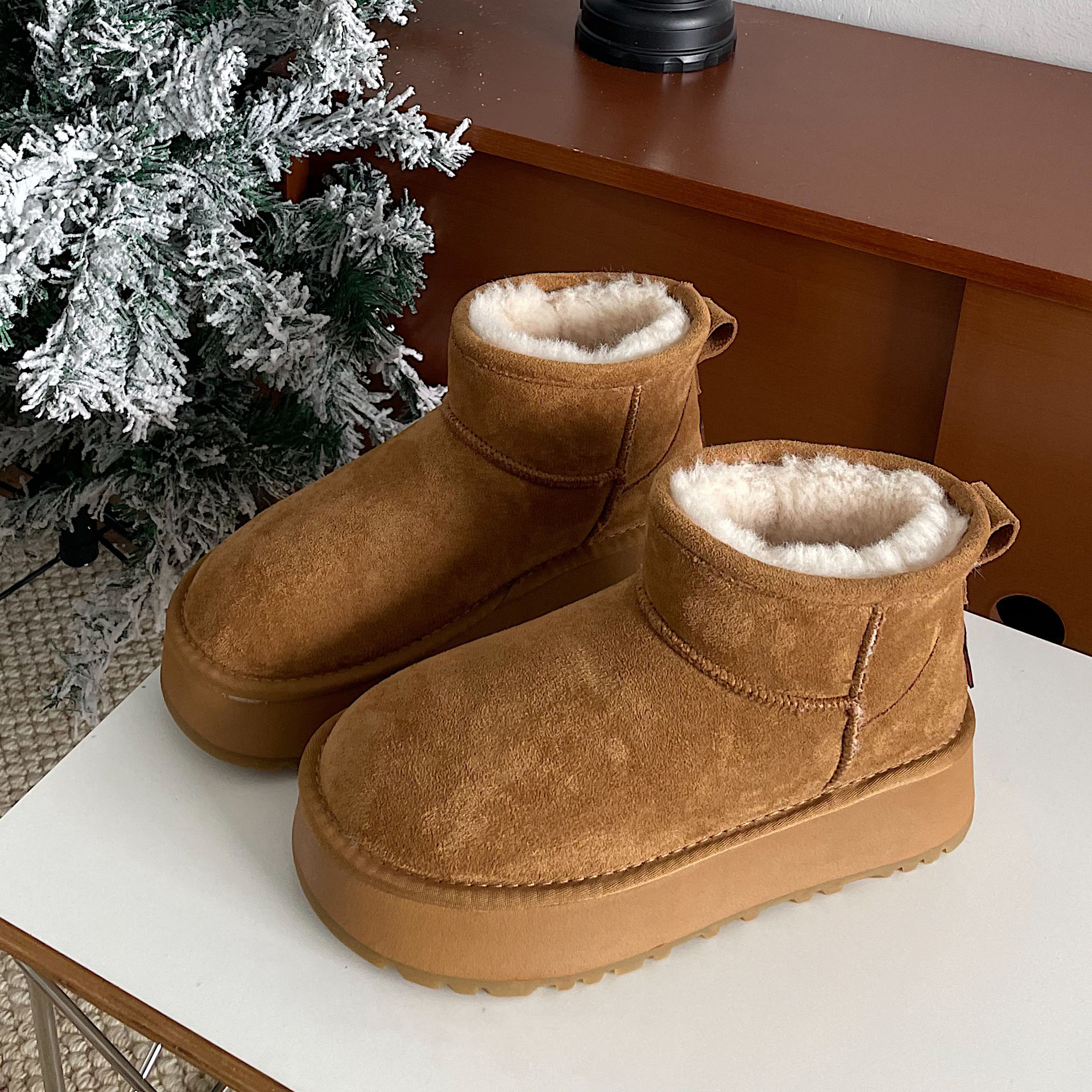 2025 autumn and winter new snow boots versatile vintage thick soled fleece-lined keep warm cotton shoes for women
