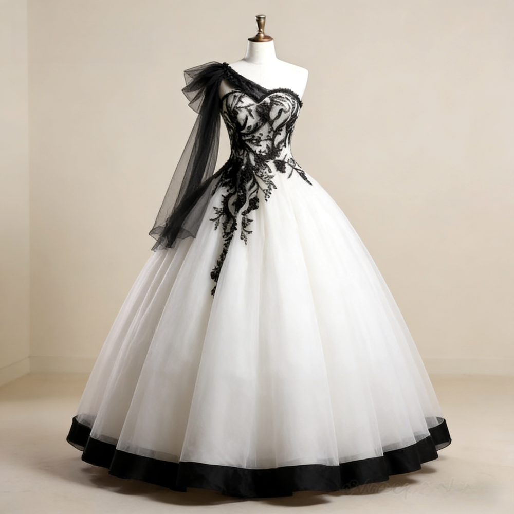 Black And White One Shoulder Wedding Dresses Gothic Ball Gown Floor Length Bridal Gowns Lace Appliques Vintage Bride Dress Back Lace-Up