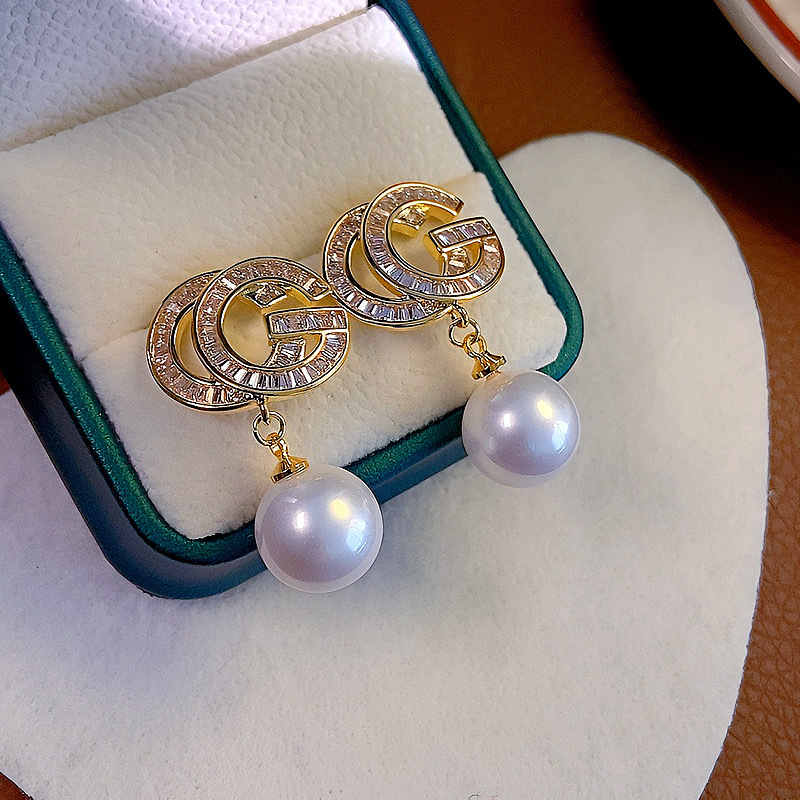 Luxury Brand Designer Jewelry Silver Plated Zircon Letter Pearl Earrings Korean Light Luxury High-End Style Earrings Elegant Ear Jewelry Wholesale