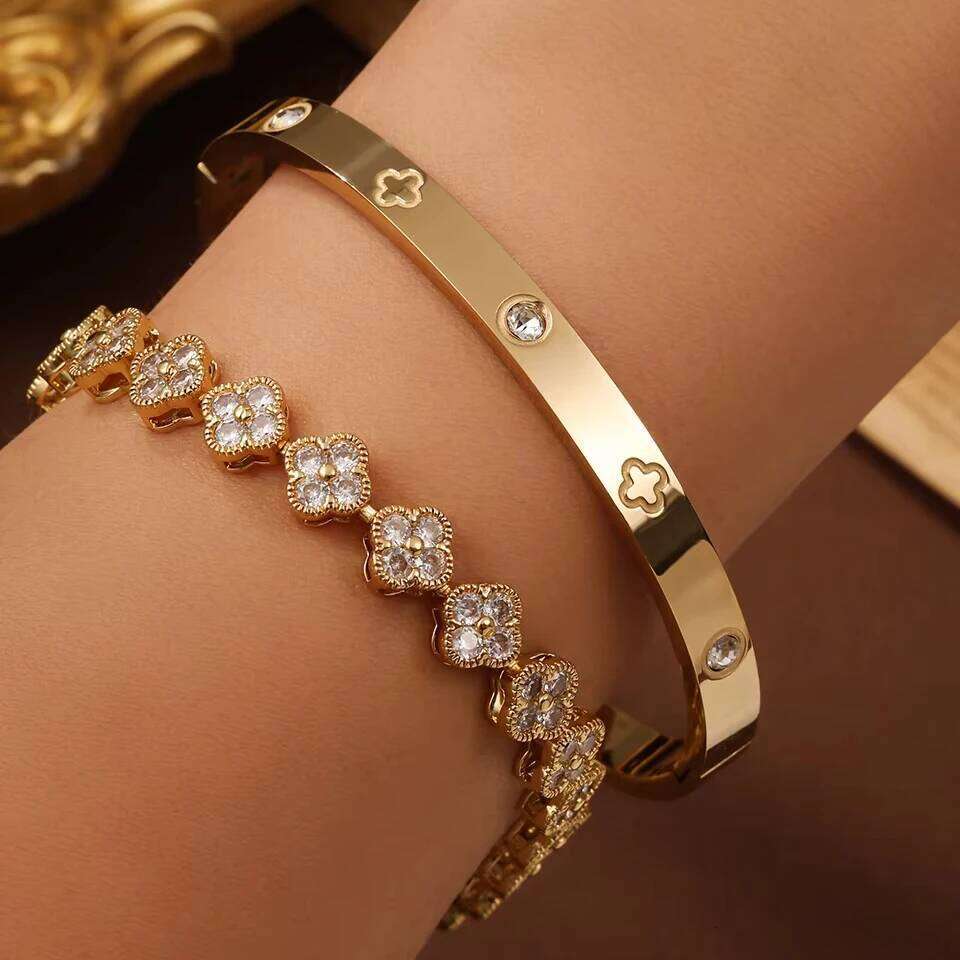 ZAKOL 2 Pcs Brilliant Zirconia Four-leaf Flower Bracelet Bangle Set for Women Exquisite Stainless Steel Daily Bracelets