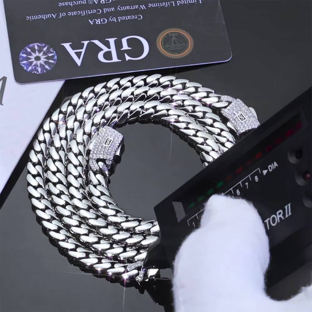 NUOYA High Quality 925 Sterling Silver Cuban Link Chain Iced Out Moissanite Diamond Clasp Smooth Chain Necklace Gift for Women