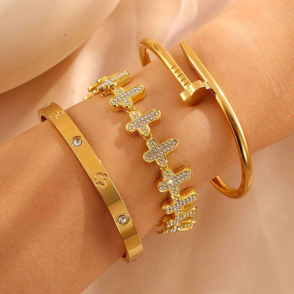 ZAKOL New Creative Stainless Steel Four-leaf Flower Set for Women Buling Rhinestone Hip-hop Bracelet Jewelry Gift