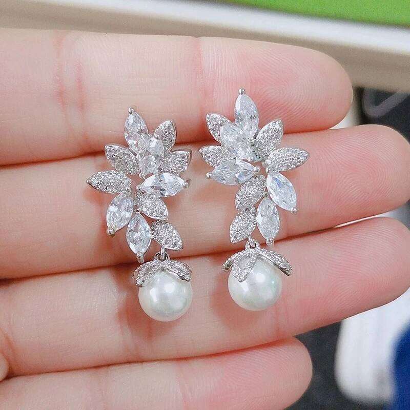ZAKOL Luxury AAA Cubic Zirconia Pearl Drop Earrings Elegant Leaf Zircon Wedding Jewelry for Women