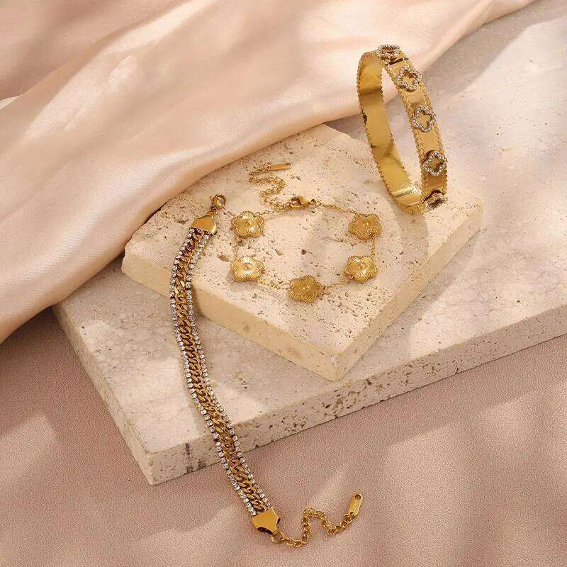 ZAKOL Four Leaf Clover Bangles Set Elegant Sparkling Rhinestone Floral Bracelet Chic Women's Party Jewelry