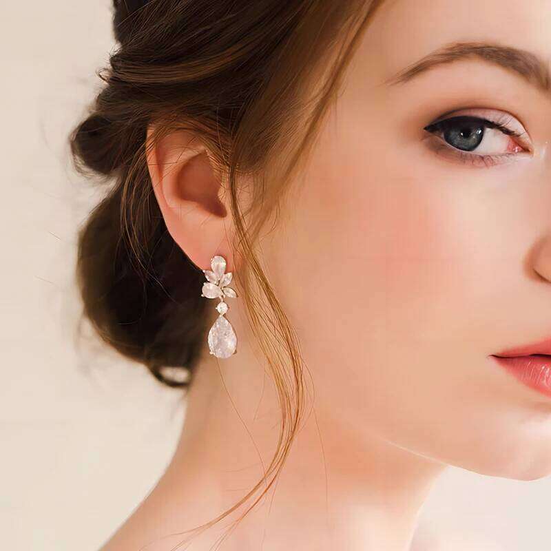 New Luxury Water Drop Silver Color Cubic Zirconia Earrings for Women Fashion Bridal Dangle Marriage Wedding Jewelry