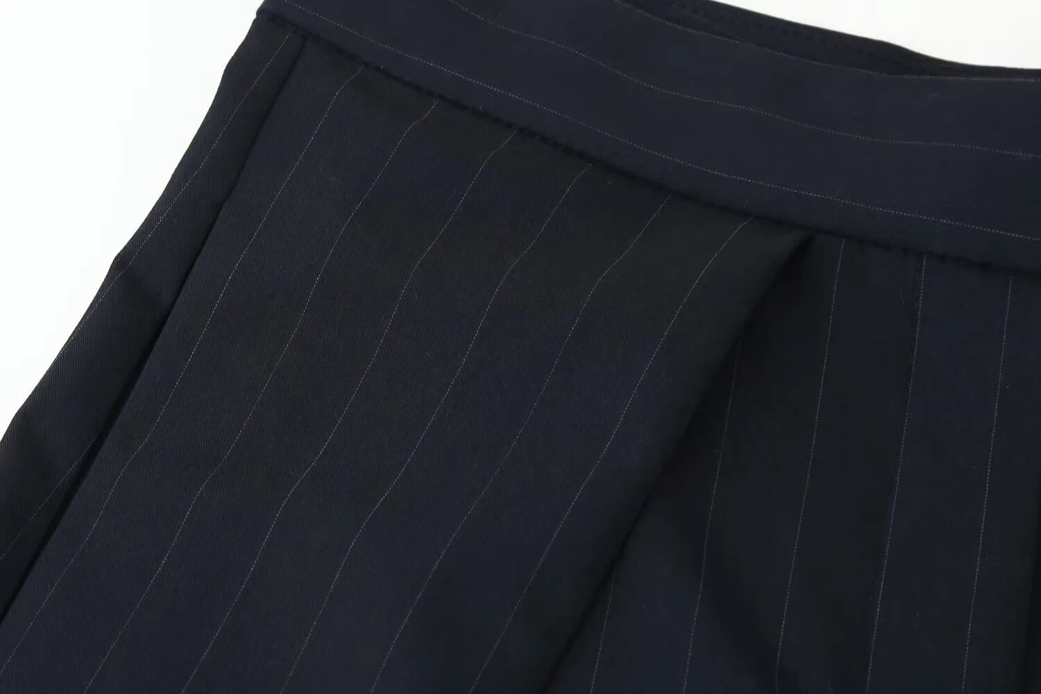 European and American 2025 autumn womens clothing retro loose casual temperament simple pleated trousers 251227