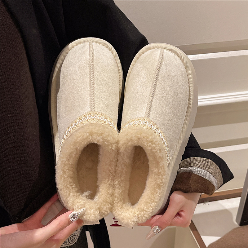 Hot new free shipping designer boots for womens snow boots beige brown khaki New winter versatile and fashionable low top snow boots