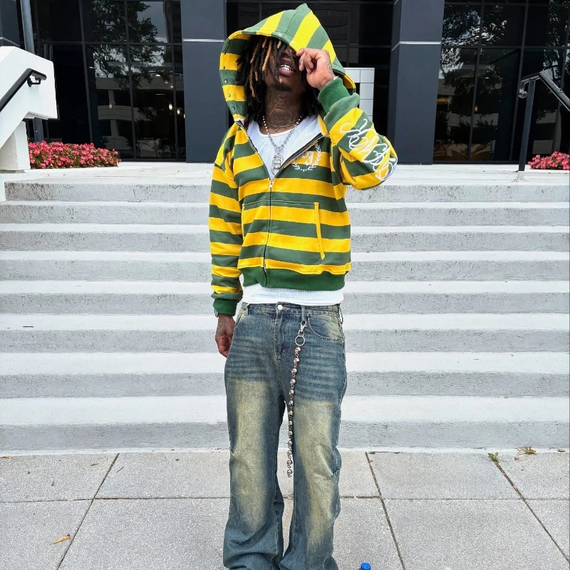 Y2K Street Zip Up Hoodie Stripe Rivet Embroidery Pattern Sweatshirt Men Hip Hop Fashion Streetwear Unisex Boxy Clothing 251217