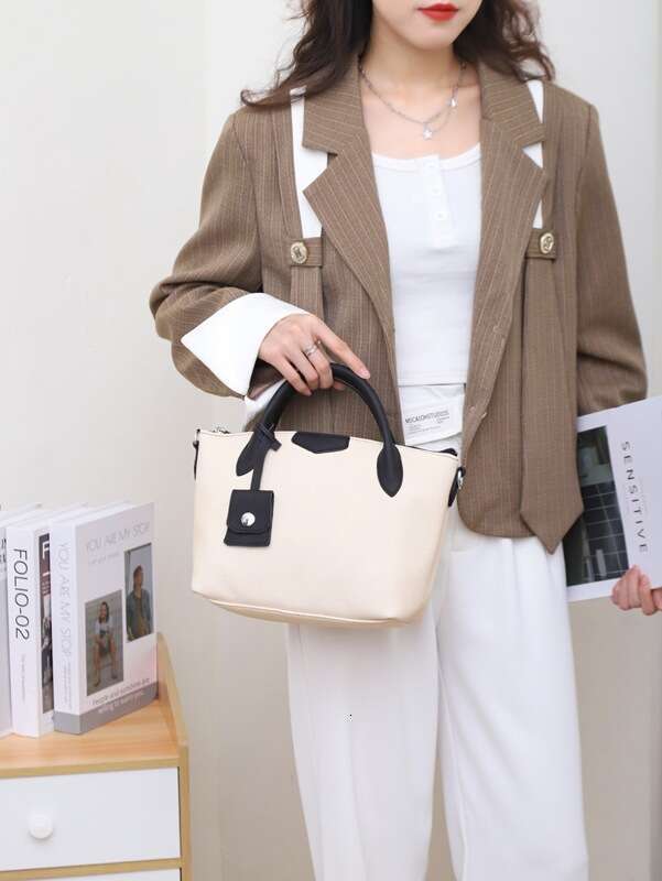 Luxury Shoulder Bags Totes Hobo Genuine Women S Top Layer Cowhide Togo Commuter Soft Leather Handbag Crossbody Large Bag Casual Versatile Practical