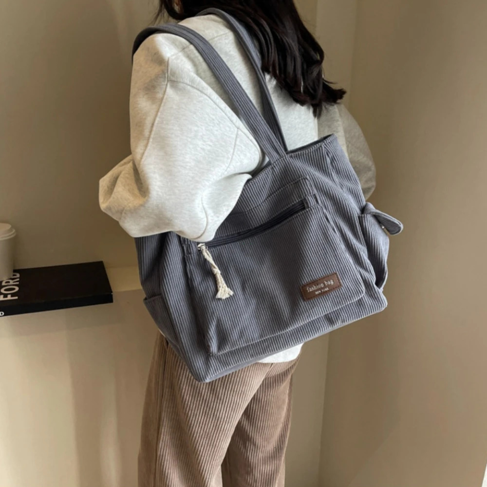 Simple Corduroy Tote Bag Solid Color Shoulder Bag Retro Multi Pockets Handbag for School Work Shopping Tote Bags for Women251222
