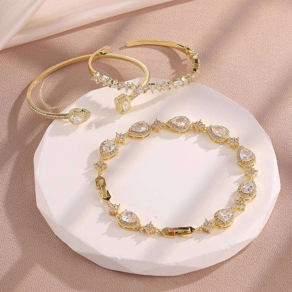 ZAKOL Classic Shiny Water Drop Zircon Adjustable Bracelet Bangles for Women Sliver Gold Color Aesthetic Bride Wedding Jewelry